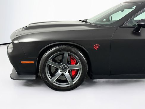 Used 2021 Dodge Challenger SRT Hellcat w/ Plus Package image 41