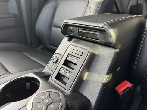 New 2025 Ford Bronco Outer Banks image 21