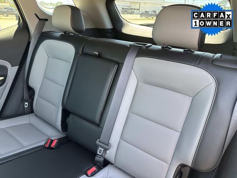 Used 2024 GMC Terrain SLT w/ Tech Package AWD/4WD image 14