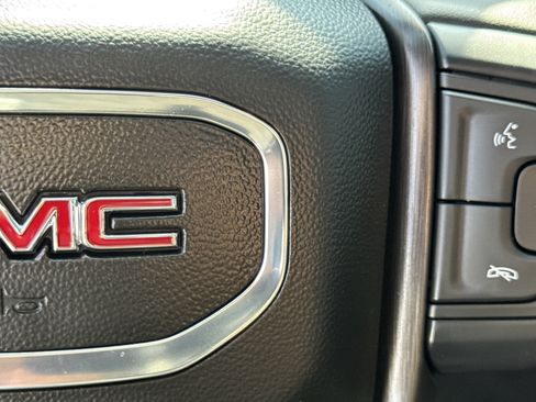 Used 2024 GMC Sierra 2500 AT4 w/ AT4 Preferred Package image 23