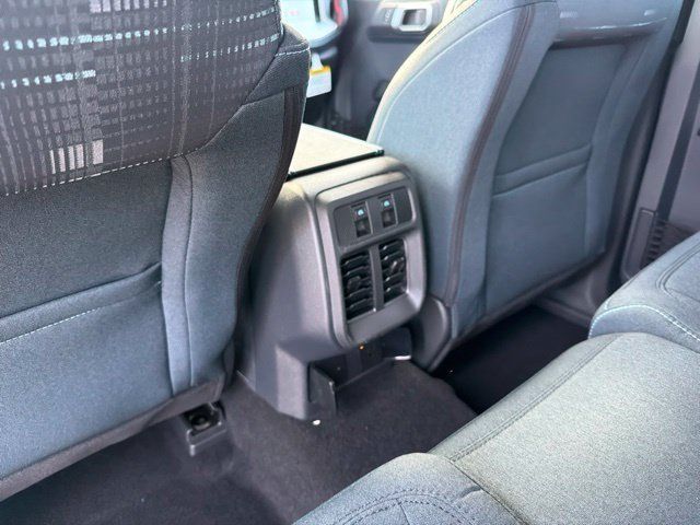 New 2026 Ford Bronco Badlands AWD/4WD image 9