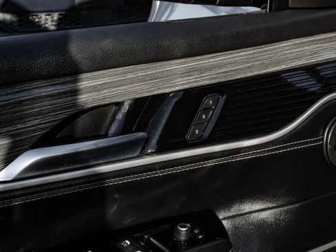 Used 2022 Jeep Wagoneer Series II w/ Rear Seat Video Group 1 image 50