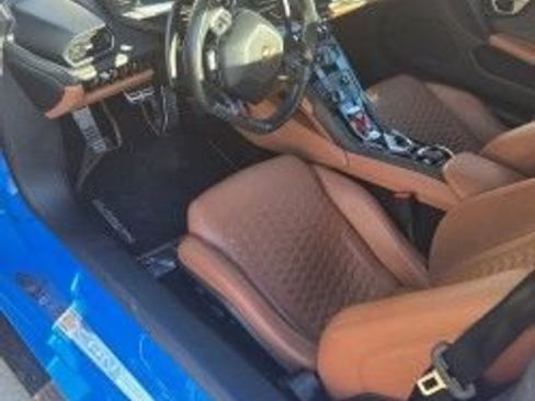 Used 2016 Lamborghini Huracan LP 610-4 image 13