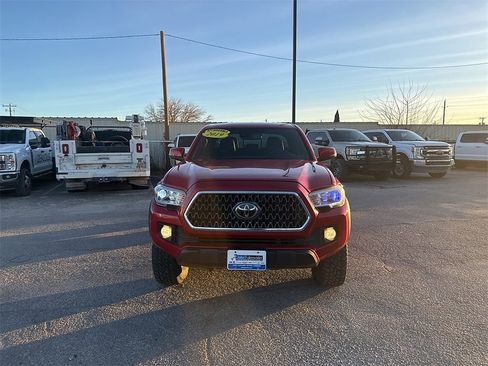 Used 2019 Toyota Tacoma 4x4 Double Cab image 8