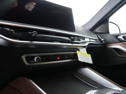 New 2026 BMW X6 xDrive40i image 21