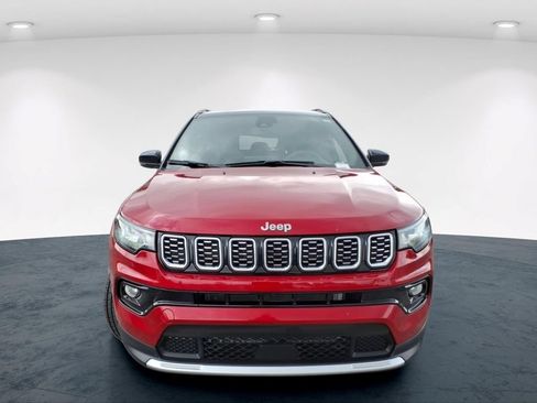 Used 2024 Jeep Compass Limited AWD/4WD image 4