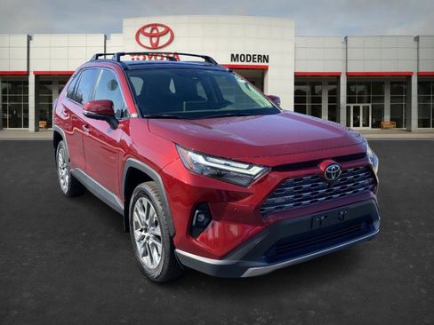 Used 2023 Toyota RAV4 Limited image 3