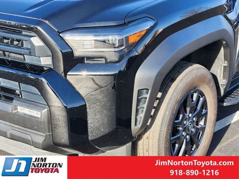 Used 2025 Toyota 4Runner SR5 image 11
