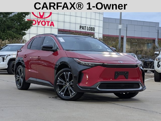 Used 2024 Toyota bZ4X FWD image 2