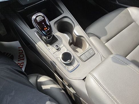 Used 2025 Cadillac XT4 Premium Luxury FWD image 22