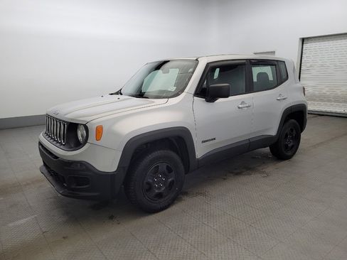 Used 2018 Jeep Renegade Sport w/ Power & Air Group image 2