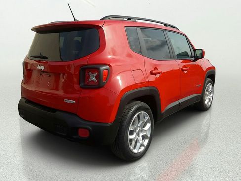 Used 2015 Jeep Renegade Latitude w/ Popular Equipment Group FWD image 7