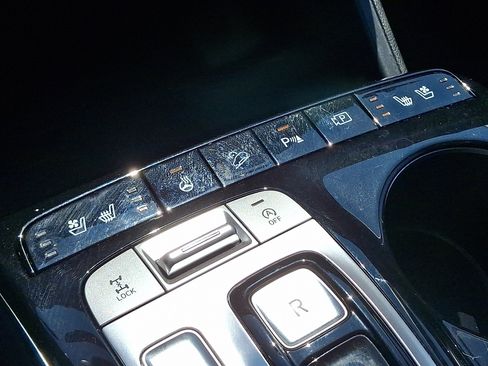 Used 2023 Hyundai Tucson Limited image 26