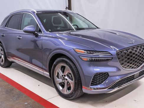 Certified 2026 Genesis GV70 2.5T image 5