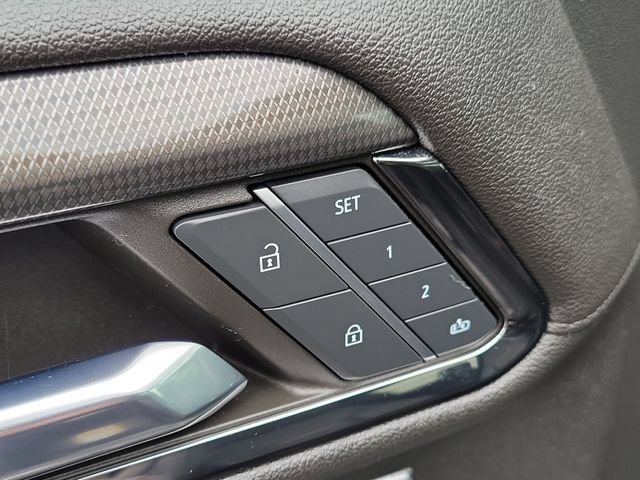 Used 2024 GMC Sierra 1500 AT4 w/ Technology Package AWD/4WD image 28
