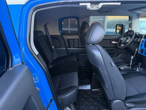 Used 2008 Toyota FJ Cruiser 4WD image 21