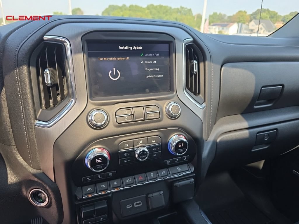 Used 2021 GMC Sierra 1500 Denali w/ Driver Alert Package II AWD/4WD image 12