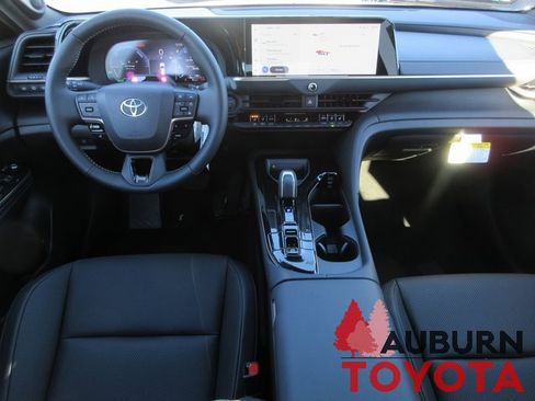 New 2026 Toyota Crown Signia image 8