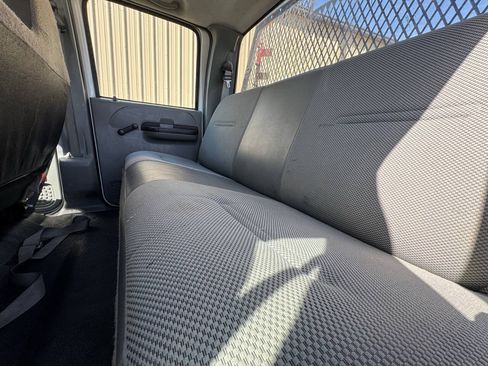 Used 2006 Ford F250 XL AWD/4WD image 21