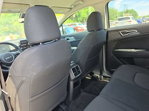 Certified 2023 Kia Sportage LX FWD image 10
