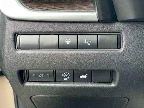 Certified 2024 Nissan Rogue Platinum AWD/4WD image 25