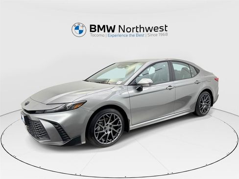 Used 2025 Toyota Camry SE w/ Multimedia Upgrade Package AWD/4WD image 1