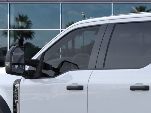 New 2026 Ford F450 XL w/ XL Chrome Package RWD image 21