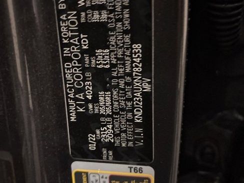 Certified 2022 Kia Soul LX image 11