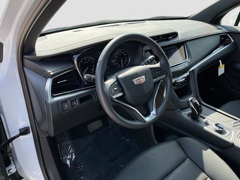 New 2025 Cadillac XT6 Luxury w/ LPO, Floor Liner Package image 10