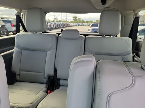 New 2026 Ford Expedition Max Platinum AWD/4WD image 14