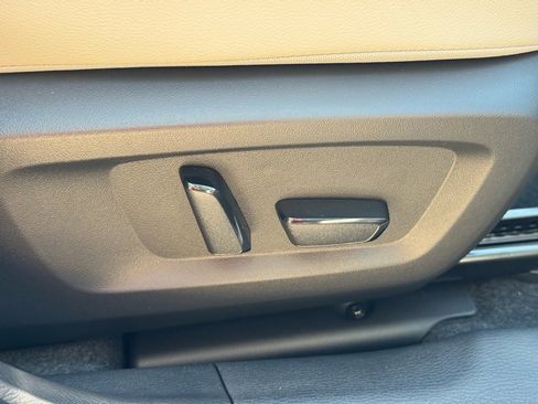 New 2025 Mitsubishi Outlander AWD image 13