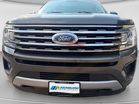 Used 2018 Ford Expedition Max XLT w/ Equipment Group 202A AWD/4WD image 6