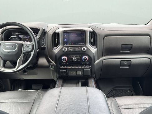 Used 2023 GMC Sierra 3500 Denali w/ Denali Ultimate Package AWD/4WD image 21