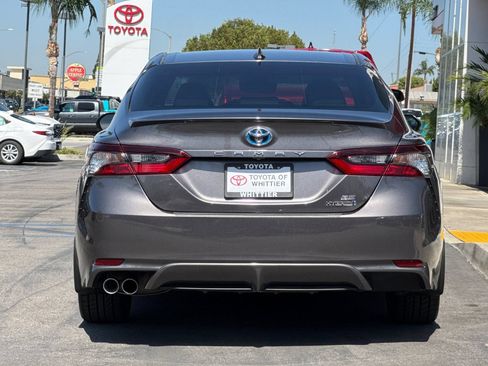 Certified 2022 Toyota Camry SE FWD image 6