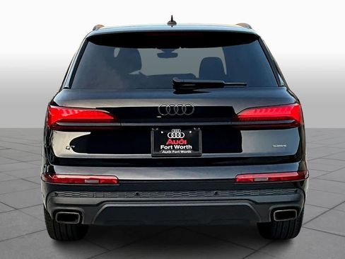 Used 2025 Audi Q7 2.0T Premium w/ Convenience Plus Package image 4