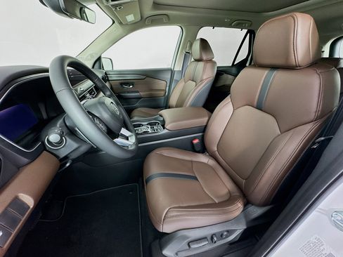 New 2026 Honda Pilot Touring image 22
