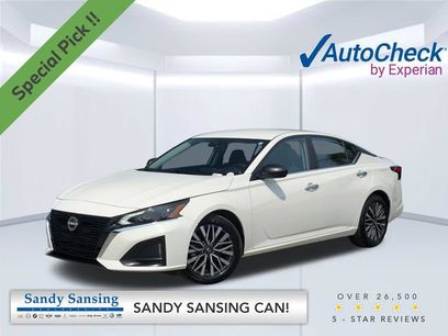 Used 2025 Nissan Altima 2.5 SV