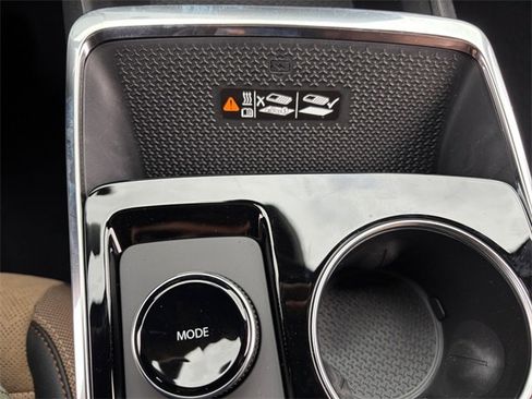 New 2026 Chevrolet Equinox ACTIV w/ Convenience Package III image 25