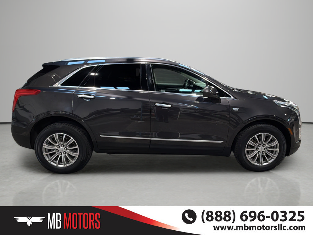 Used 2018 Cadillac XT5 Luxury w/ Driver Awareness Package AWD/4WD image 5