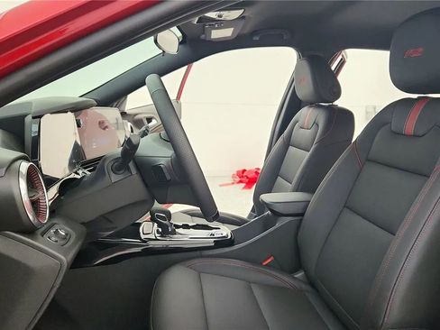 New 2026 Chevrolet Trax RS w/ Driver Confidence Package FWD image 27