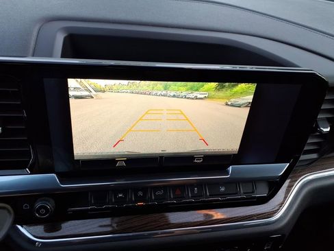 Certified 2023 Chevrolet Silverado 1500 LT AWD/4WD image 21