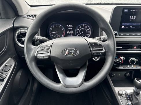 Used 2022 Hyundai Kona SEL image 23
