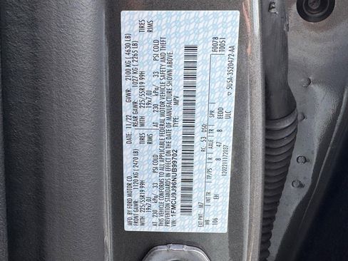 Used 2022 Ford Escape Titanium w/ Class II Trailer Tow Package image 28