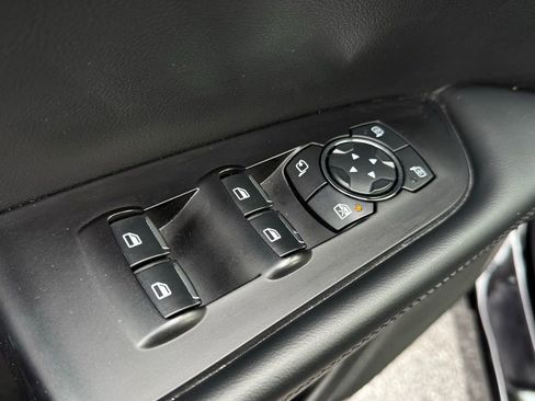 Used 2023 Lincoln Nautilus Reserve w/ Equipment Group 201A image 14