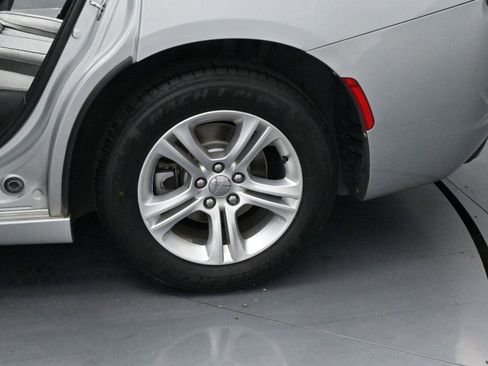 Used 2021 Dodge Charger SXT w/ Leather Interior Group image 38