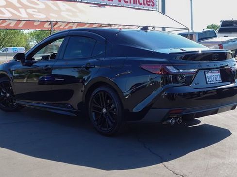 Certified 2025 Toyota Camry SE image 9