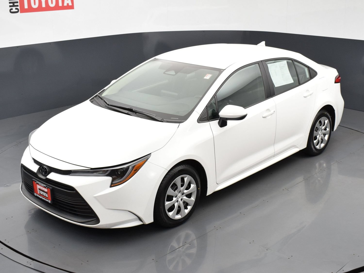 Used 2025 Toyota Corolla LE FWD image 23