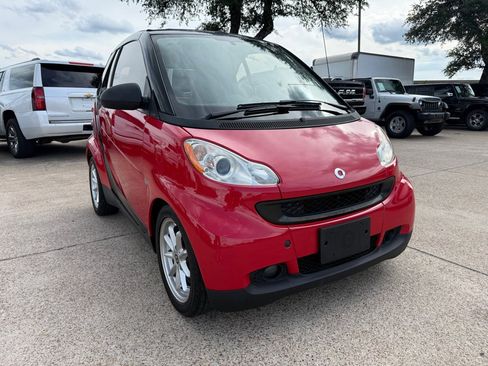 Used 2009 smart fortwo passion RWD image 1