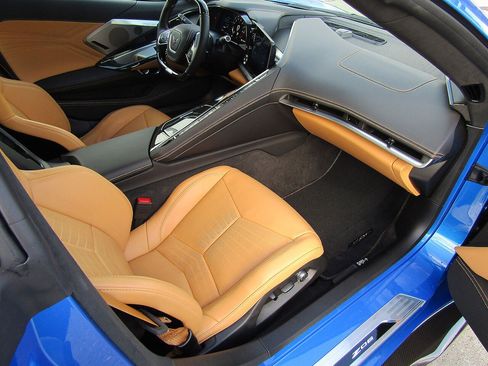 Used 2024 Chevrolet Corvette Z06 w/ Chrome Exterior Badge Package image 13