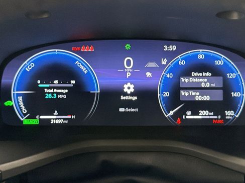 Used 2025 Toyota Camry XSE FWD image 18